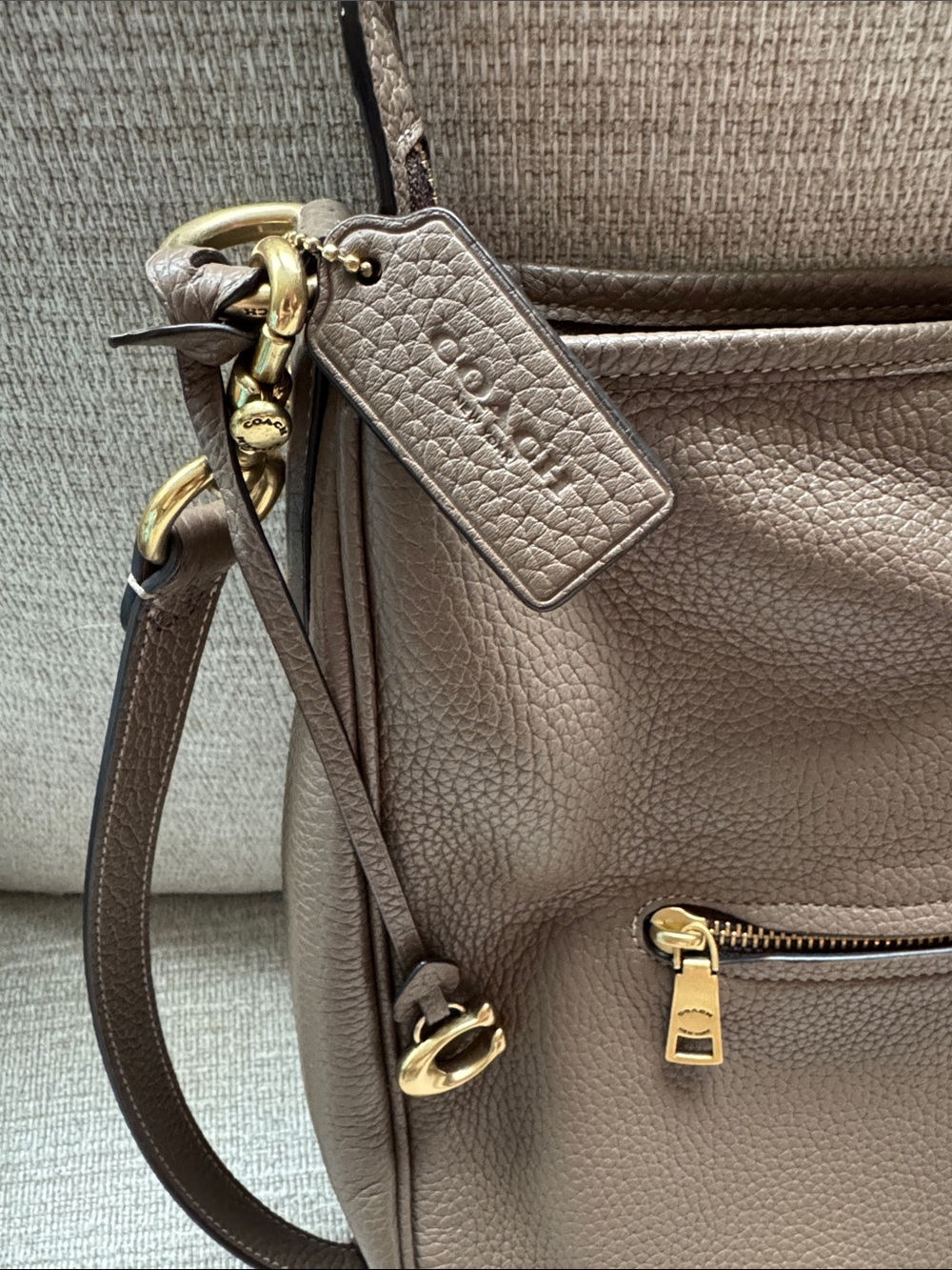 Coach Pebbled Leather Shoulder Bag in Taupe with Gold Hardware - Picture 2 of 13